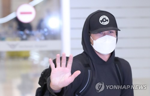 '격리 중' 삼성 외국인 선수들 지루한 생활, 실내 훈련 열심히