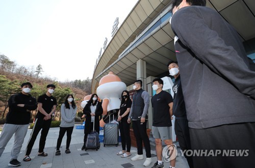 진천선수촌 1차 재입촌 선수들, 5월 11∼13일 코로나19 검사