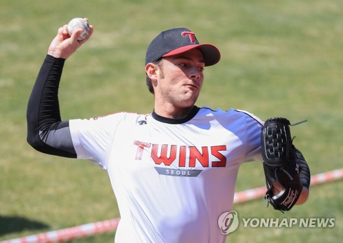 LG 윌슨, 자가 격리 후 첫 불펜피칭…차근차근 끌어올리는 중