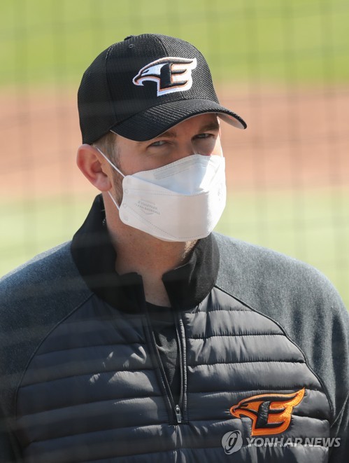 한화 호잉 힘들었던 격리 생활…자서전 쓰면서 시간 보내