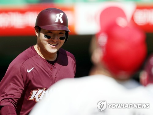 박병호, KBO 두 번째 7년 연속 30홈런 도전…박용택은 최다 출장