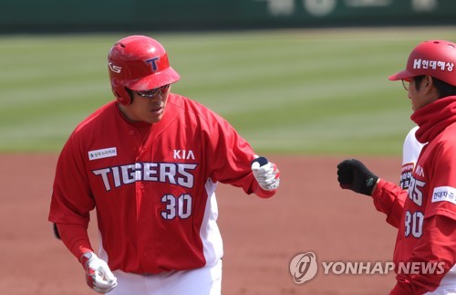 KBO, 연습경기 추가 편성…팀당 2경기씩 총 10경기