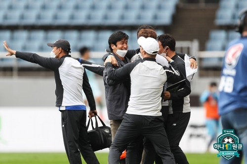 '박용지 극장골' 대전, 수원FC에 역전승…황선홍 감독 '진땀승'(종합)