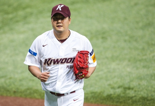 '득녀 자축' 키움 김태훈 더 책임감 있게 던져야죠