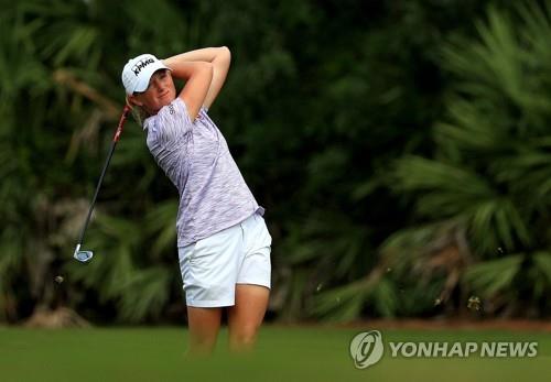 '강제 휴가'에 지친 LPGA투어 선수들, 지역 대회에 모인다