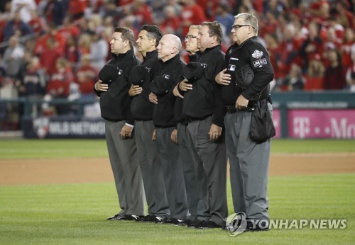 MLB 심판 최고액 43만달러…선수 최저연봉 56만달러보다 적어