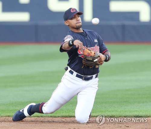 '명품 유격수' 마차도…그에게서 '메이저리그 수비'를 본다