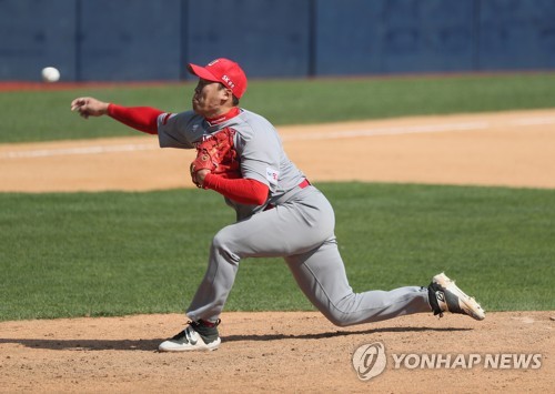 '임시 선발' SK 김주한, 4이닝 1실점 호투