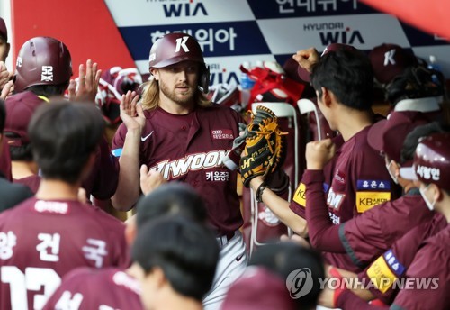 키움 외국인 타자 모터, 선발서 제외…손혁 감독 휴식 차원
