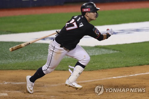 '12경기 연속 안타' 배정대 본능적 플레이…보여줄 게 더 많다