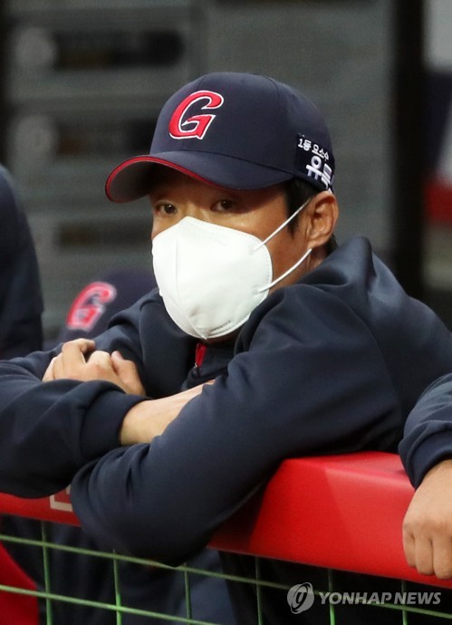 시즌은 길다…허문회 롯데 감독의 '여유 있는 운영'
