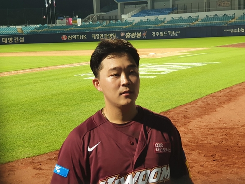 손혁 감독 트레이드로 영입한 전병우·박준태, 정말 고마워