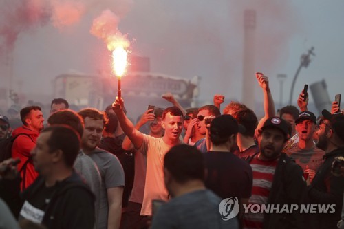 이틀째 이어진 리버풀 우승 축하 파티…경찰, 결국 해산 명령
