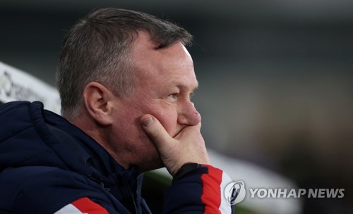 잉글랜드 축구 2부 스토크시티 오닐 감독 코로나19 양성