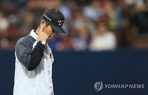 한화 감독은 독이 든 성배…계속된 흑역사