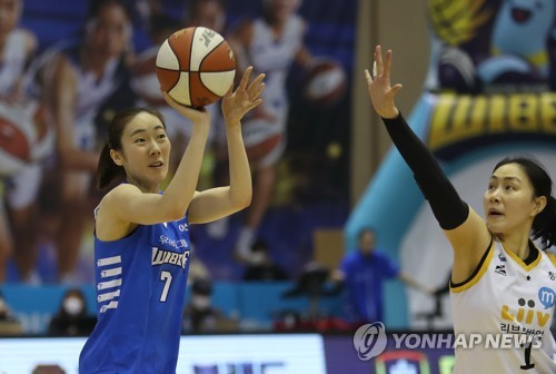 여자농구 박혜진, 4시즌 연속 '연봉퀸'…3억원 4명