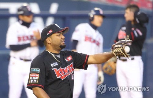 kt 데스파이네, 외국인 한경기 최다타이 15피안타 '악몽'