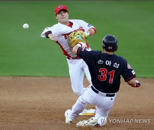 김선빈 왼쪽 허벅지 염좌 증세…KIA 놀란 가슴 '휴'