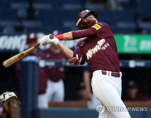 지칠 줄 모르는 NC의 꾸준한 대포 vs 추격자 키움의 연쇄 폭발