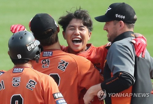 '최다연패 불명예 피했다'…한화, 악몽의 18연패 끊고 2연승