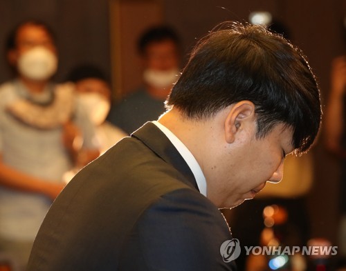 '반면교사' 삼을 강정호…유소년 야구 재능 기부 밝힐 수 없었다