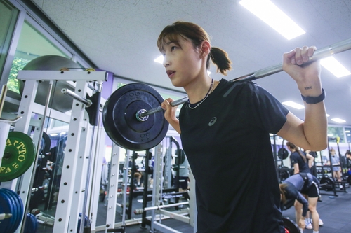 김연경, 흥국생명 첫 훈련…11년 만에 집에 온 느낌