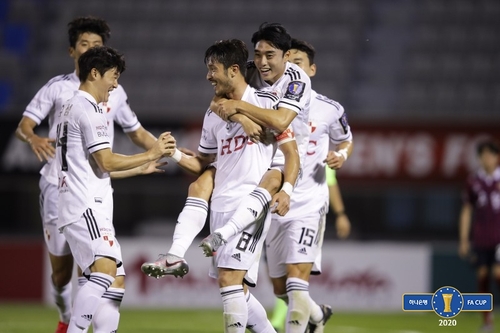 부산 '조덕제 더비' 상대 수원FC 꺾고 FA컵 8강 진출
