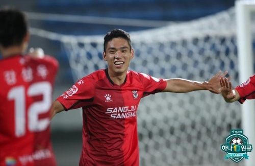 '일류첸코 멀티골' 포항, 서울에 3-1 역전승…4위 수성(종합)