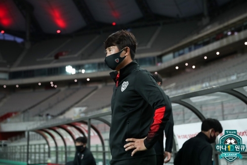 또 터진 포항 '용광로 축구'…팔라시오스 섀도 배치 신의 한수