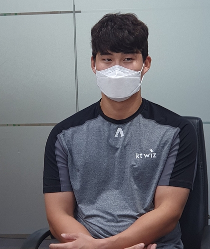 kt 배정대 야구로 돈 벌어 부모님께 밥 사드려서 기뻐