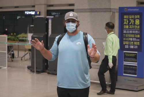 SK 새 외국인 타자 화이트 입국 로맥과 경쟁? 합심할 것