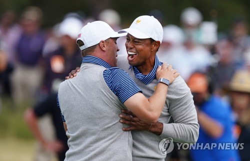 토머스, 우즈 복귀에 골프장 나오기 두려웠을걸 농담