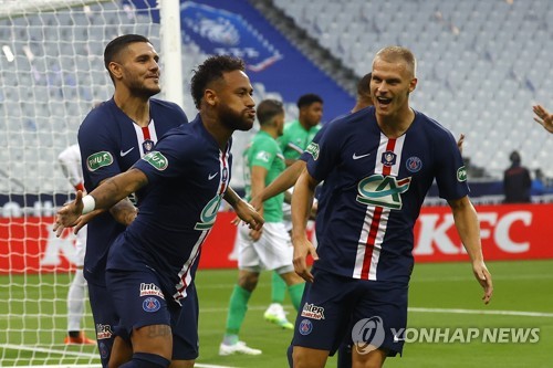 '네이마르 결승골' 파리 생제르맹, 생테티엔 꺾고 프랑스컵 우승
