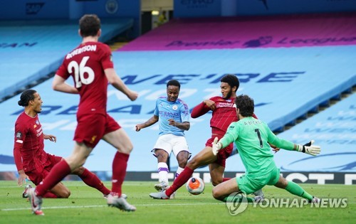 리버풀에 '가드 오브 아너' 해준 맨시티, 경기선 4-0 완승