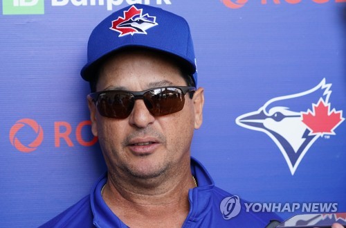 MLB 토론토 감독 투수들, 훈련서 원하는 대로 던지게 해줄 것