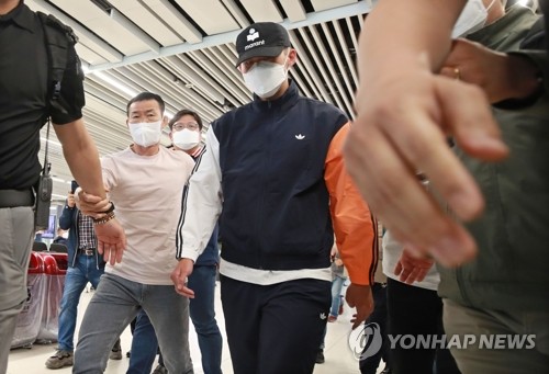 '기록의 사나이' 손흥민, 시즌 마치고 귀국…재충전 시작