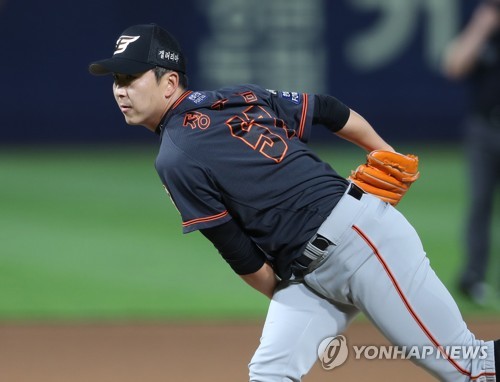kt 주권, 체인지업 배우러 한화 정우람 찾아간 사연