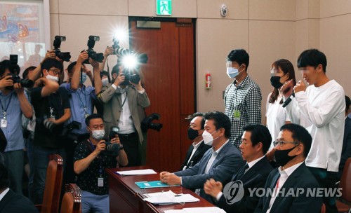 故 최숙현 선수 가해자로 지목된 3인방, 국회서 폭행·폭언 부인(종합)