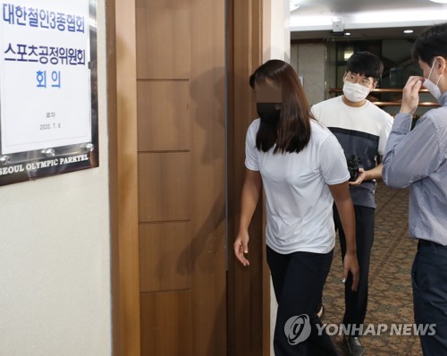 경주시청은 장 선배의 팀, 따돌림은 늘 있었다…동료들의 증언