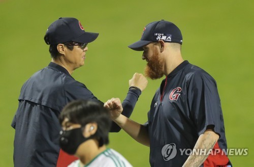 이정후 역전 결승 3점포…김현수 쌍포로 두산전 6연패 마침표