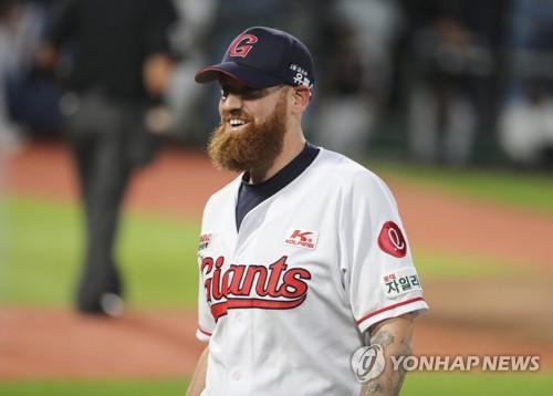 롯데 스트레일리 러셀과 승부? 당장 붙자고 했다