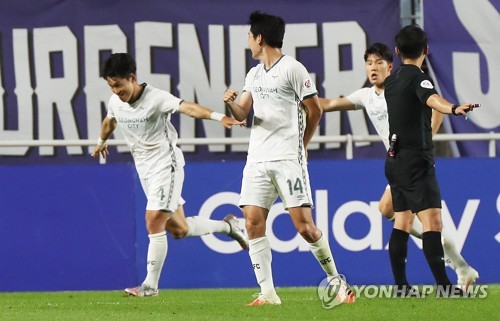 '3번만 더 이기면 우승'…울산·전북, 주중 FA컵에 총력전
