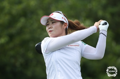 KLPGA '선두' 이소영의 소박한 목표 일단 예선 통과
