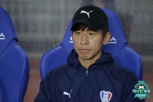 한 명 더 뛰고도 웃지 못한 수원, 다음은 울산·전북과 연전