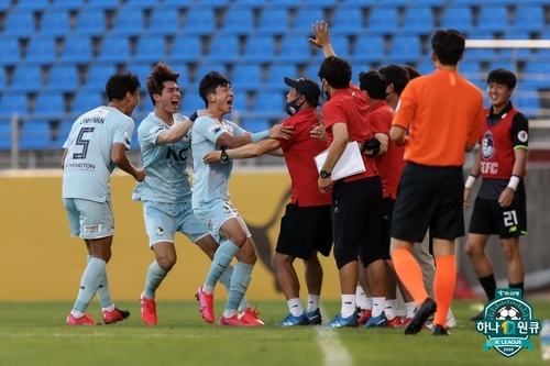 '원정 무패' 서울 이랜드, 전남 2-0으로 꺾고 2연승