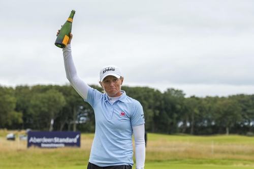 LPGA 루이스 엄마가 되고 첫 승…목표를 이뤘다