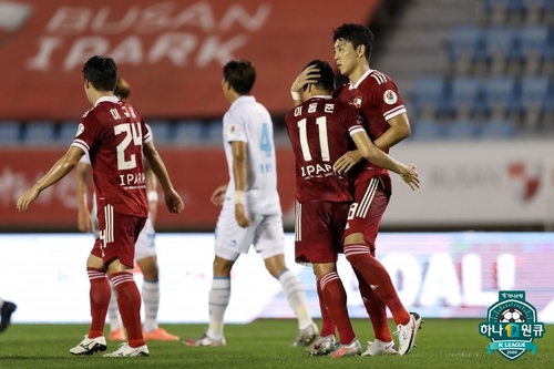 인천, 수원 꺾고 첫 2연승 '생존왕 부활'…부산 6경기 만에 승리