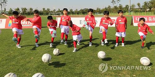 상무 유소년축구단도 김천으로 이전할 듯