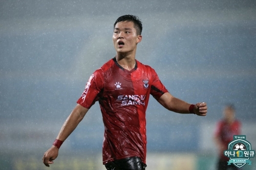 문선민 건재·새 얼굴은 쾅쾅!…상주 '행복축구' 계속된다