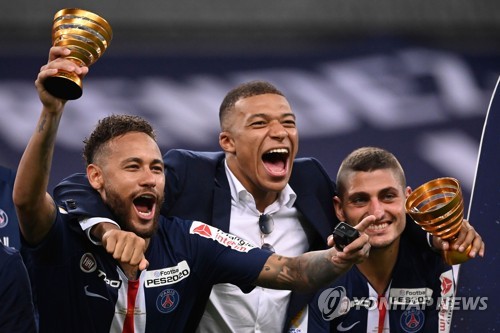 PSG, 승부차기 끝에 리옹 꺾고 리그컵 우승…'시즌 3관왕'